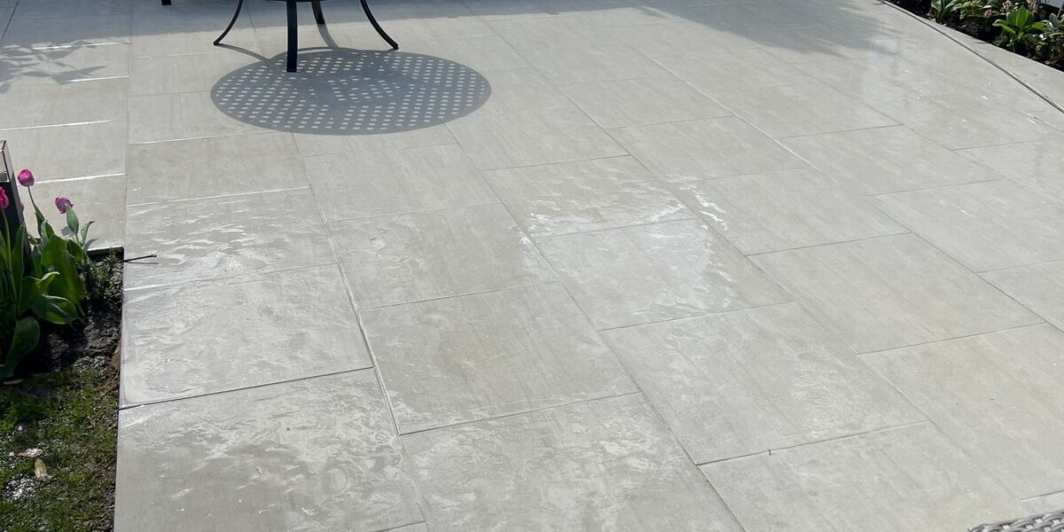 porcelain-patio-cleaning-ripley-surrey__after The porcelain patio cleaned.