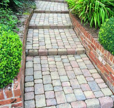 swimming-pool-patio-cleaning-guildford__featured